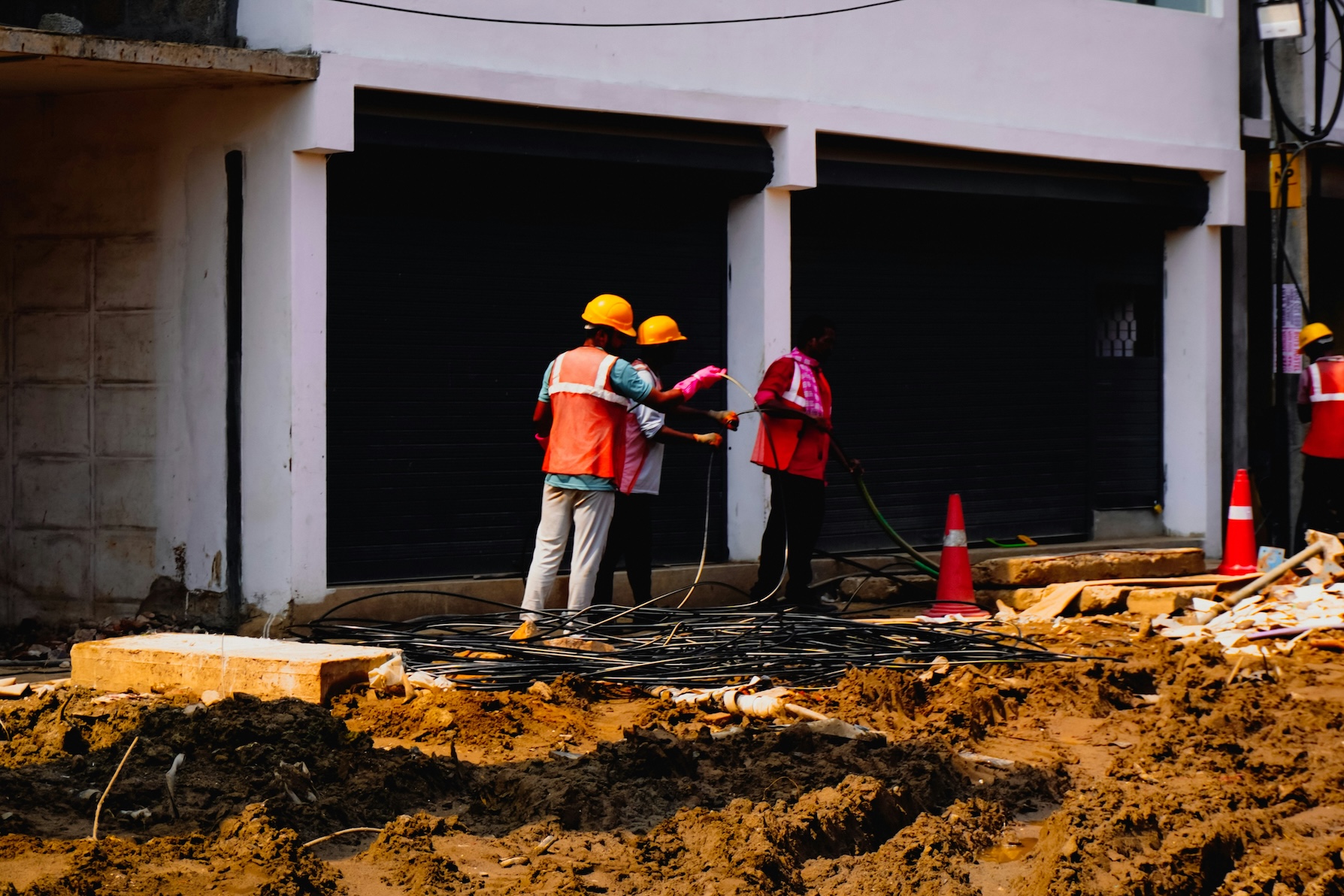 Workplace Injury vs Personal Injury in California