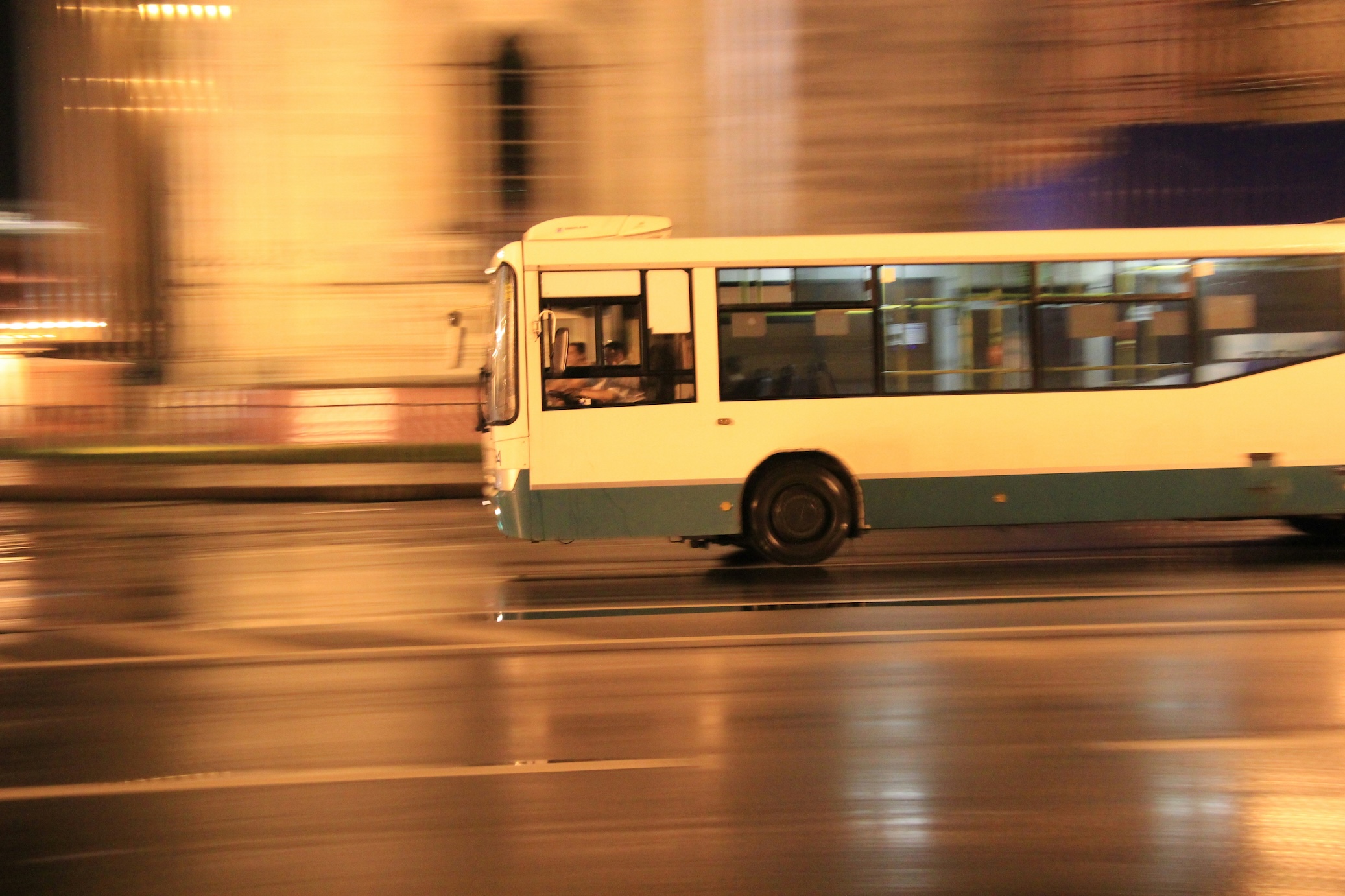What to Do After a Bus Accident in California